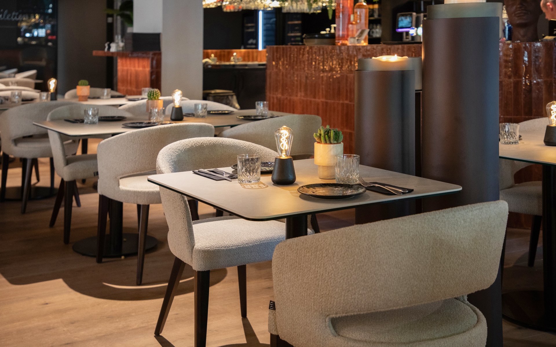Dôme Deco - Belgien - Möbel - Restaurant